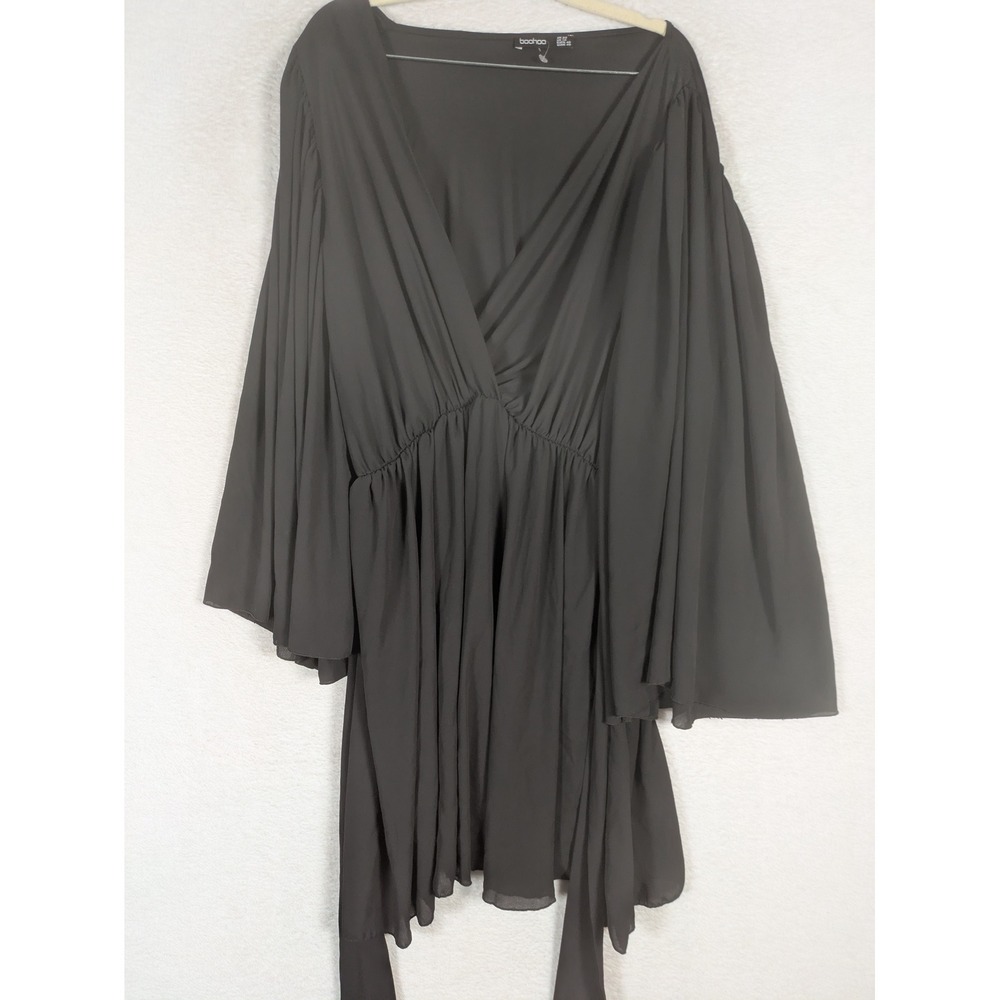 Boohoo Dress Women's 16 Black Angel Sleeve Plunge V-Neck Mini Dramatic Flowy